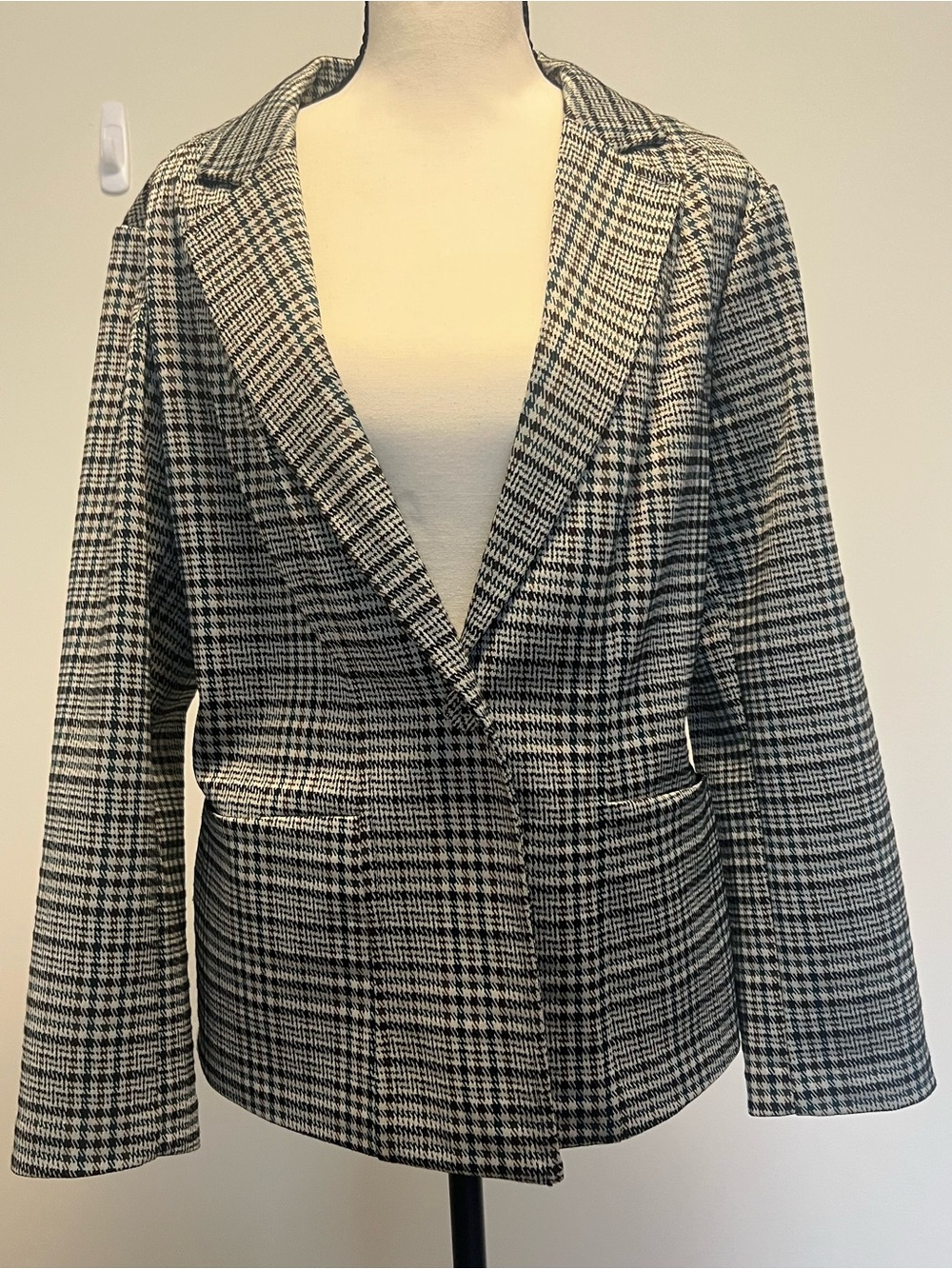 cleo Black & White Glen Plaid Blazer Jacket | Workwear